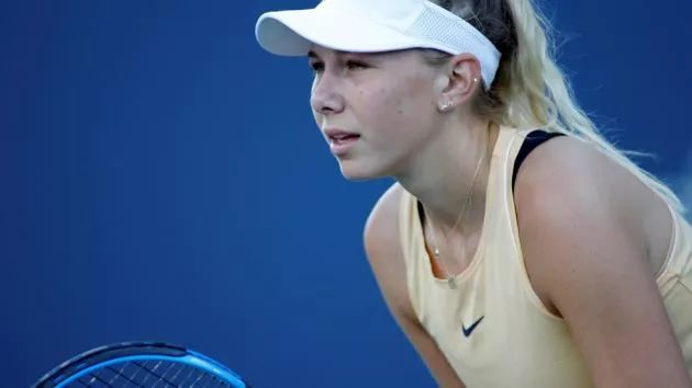 运动员们在 运动员们在