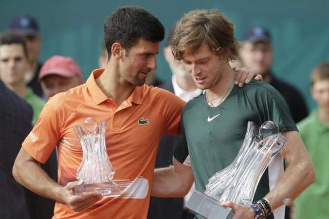 题核心的跃 题核心的跃